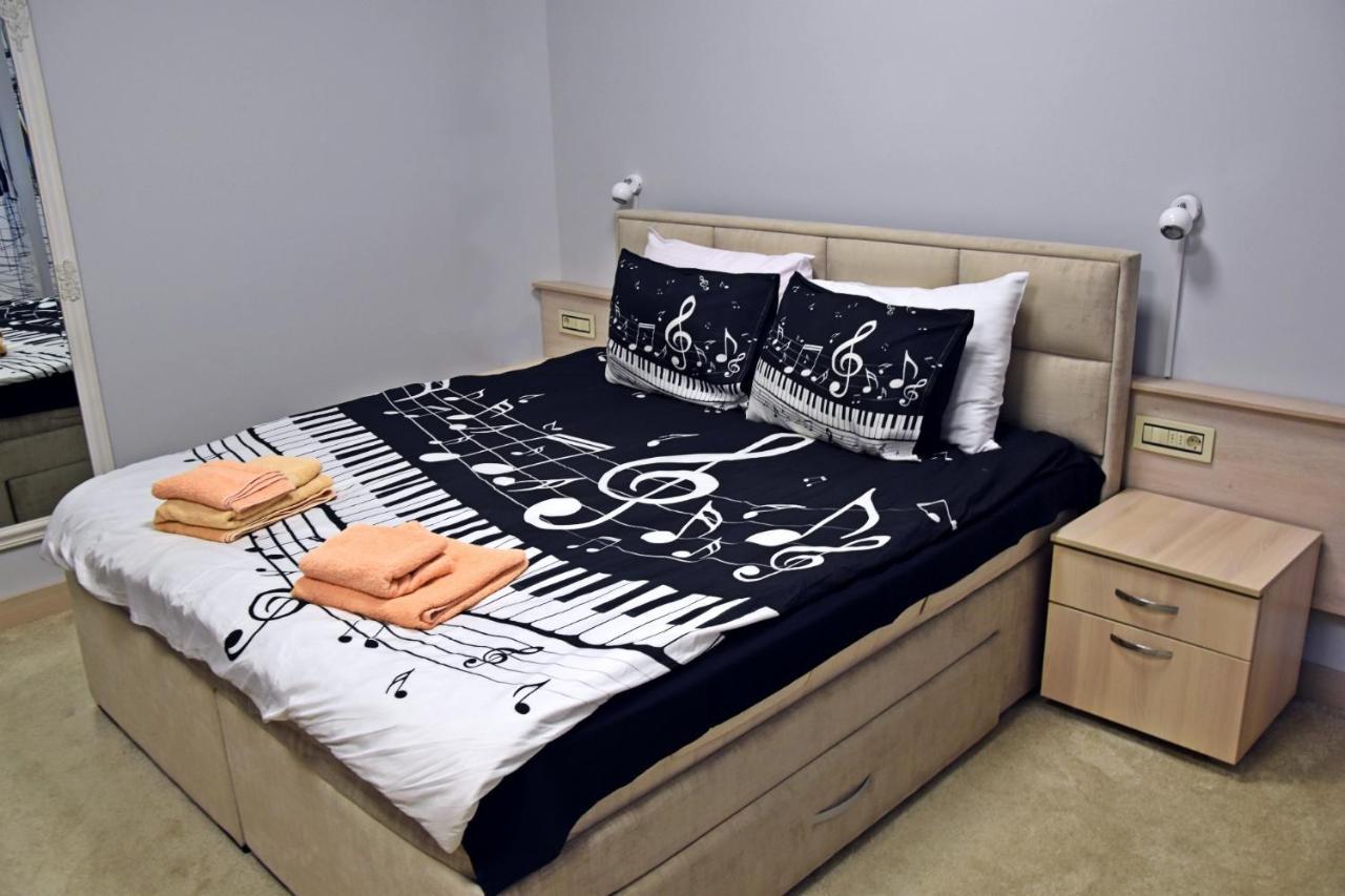 City Smart Nis Bagian luar foto